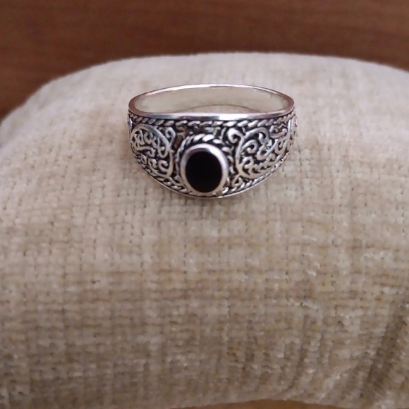Silver Tone Black Stone Ring - Picture 1 of 7